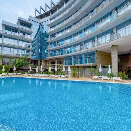Kamenec Hotel 4*