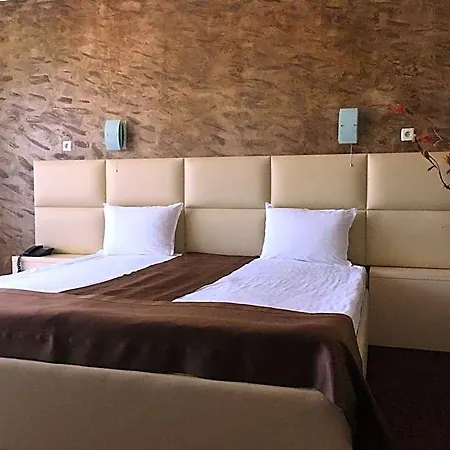 Hotel Kamenec