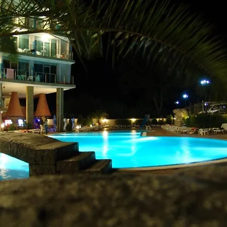 Hotel Kamenec 4*