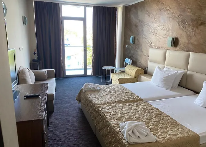 Ξενοδοχείο Kamenec 4*