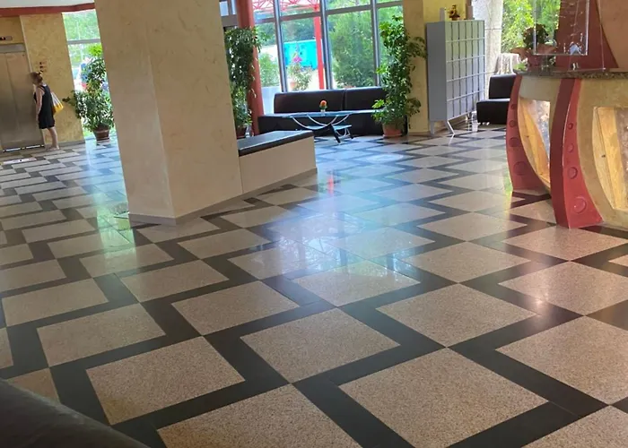 Kamenec 4* Китен