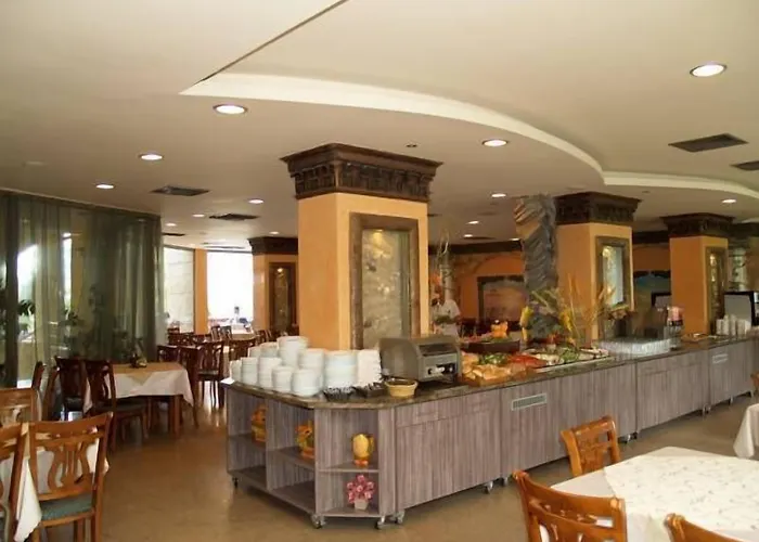 Отель Kamenec 4*