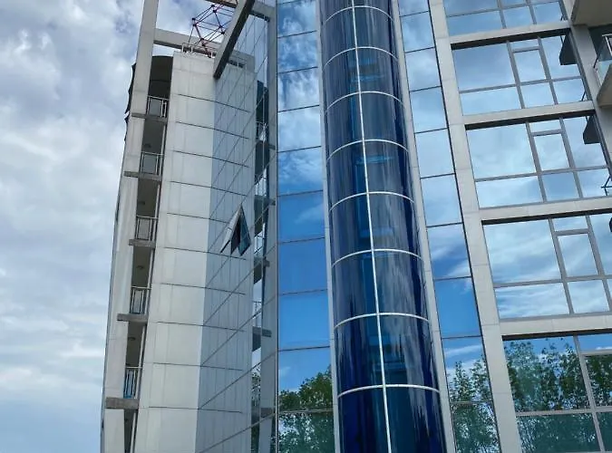 호텔 Kamenec 키텐